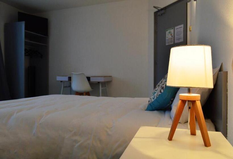 标准间, De France