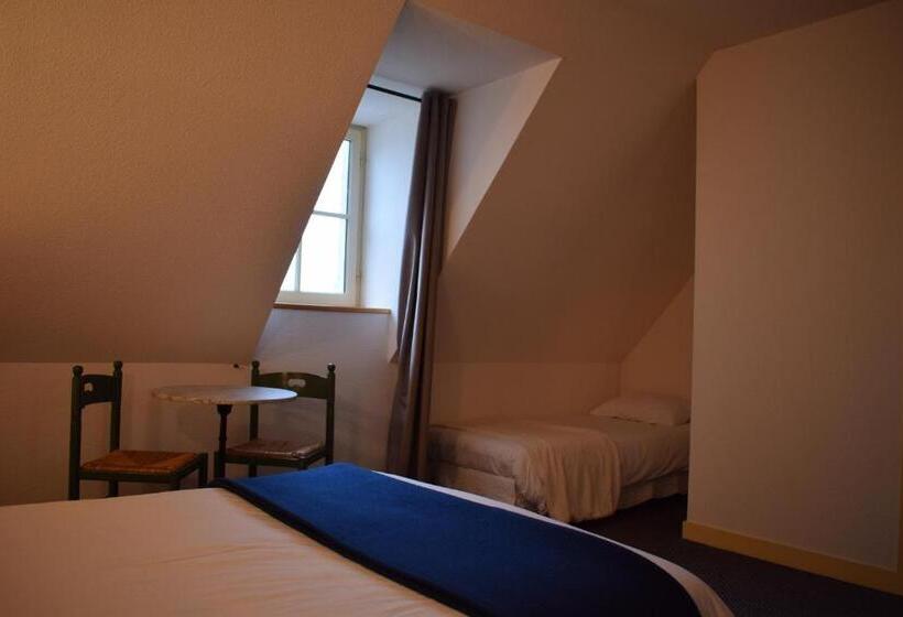 트리플 클래식 룸, De France