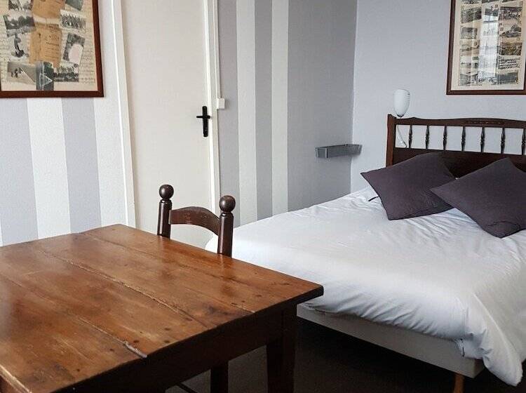 带海景的标准房, De Normandie