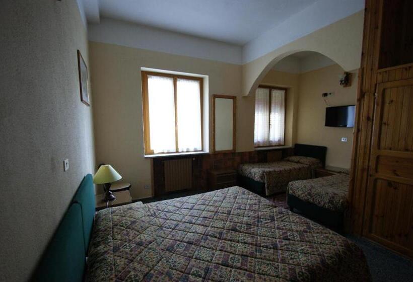 四人标准间, Europa