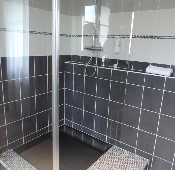 キングサイズベッドのスーペリアルーム, Hôtel Lac Et Forêt