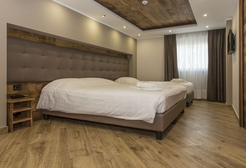 غرفة قياسية ثلاثية, K2