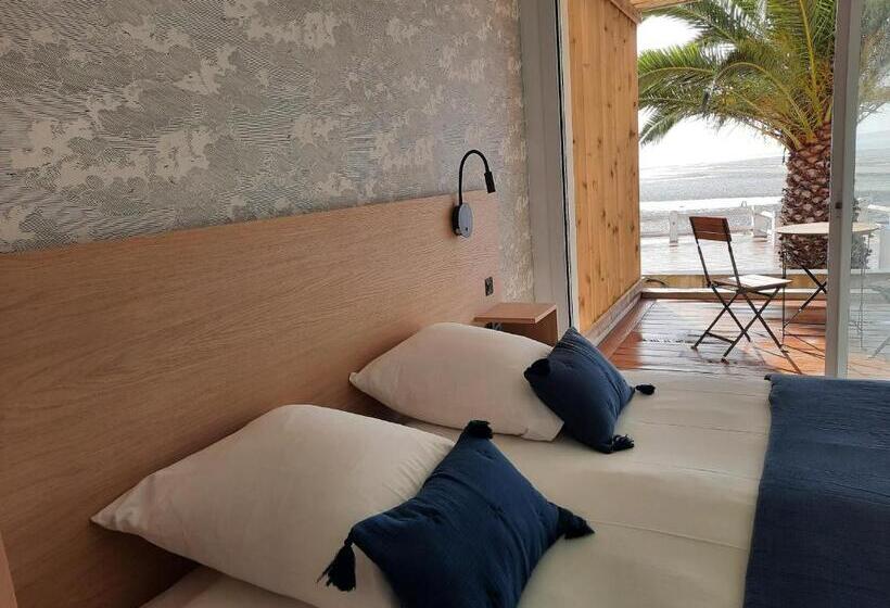 غرفة سوبيريور مطلّة علي البحر, Hôtel L Albatros