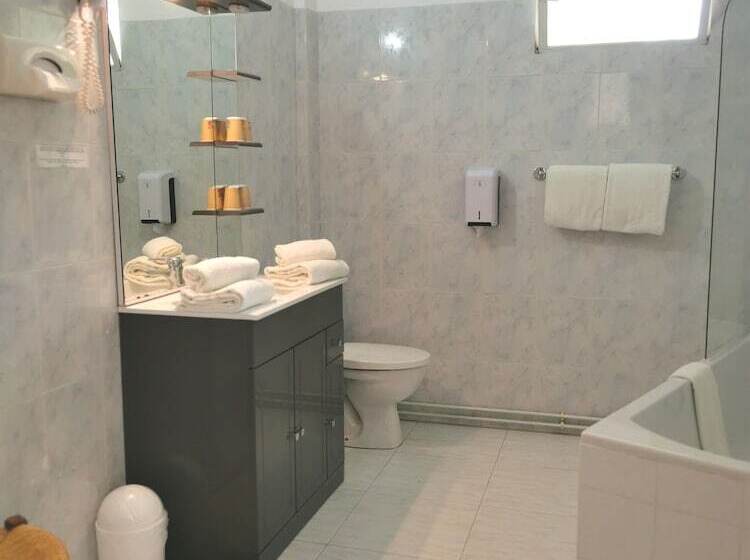 家庭间, L Auberge Camarguaise