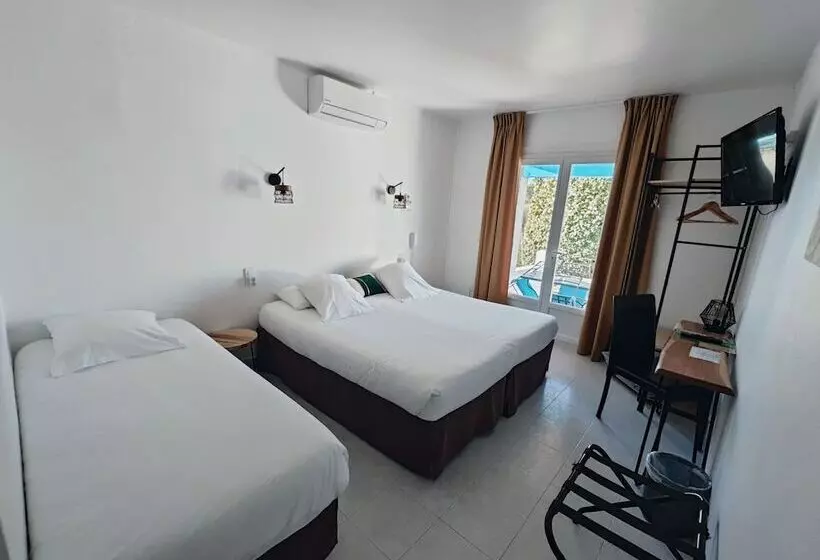 اتاق استاندارد سه نفره, L Auberge Camarguaise