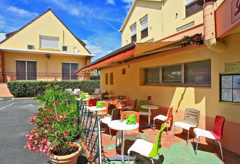 스탠다드 룸, Le Point Du Jour