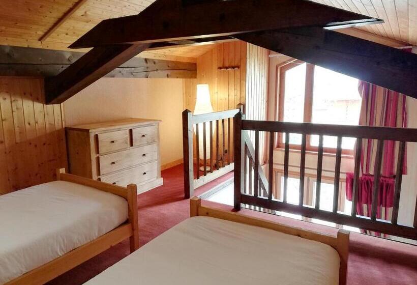 חדר סטנדרט לארבעה, Le Taconet