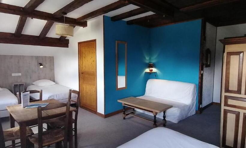 חדר סטנדרט לארבעה, Le Taconet