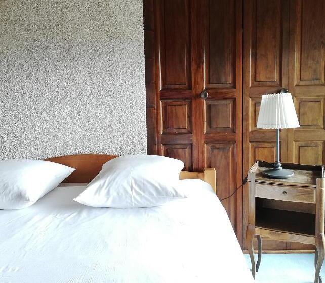 חדר משפחתי, Le Taconet