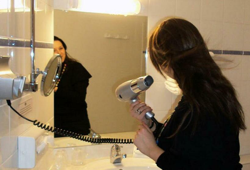 Номер Executive, Les Colonnes Strasbourg Zenith