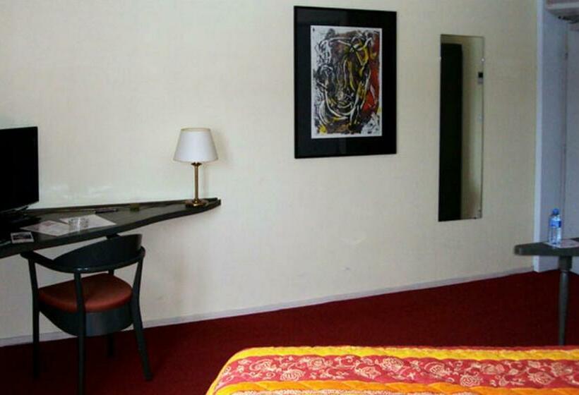 Номер Executive, Les Colonnes Strasbourg Zenith