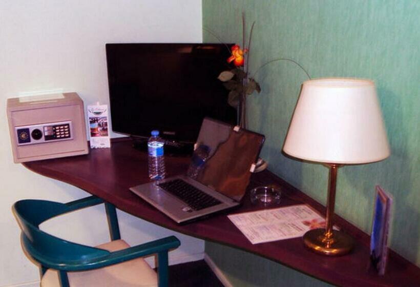 Номер Executive, Les Colonnes Strasbourg Zenith