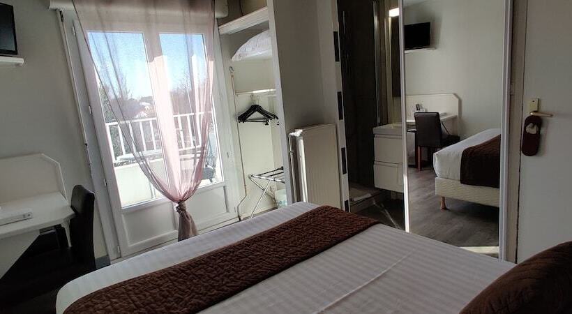 可观海景的舒适型房间, Logis Hôtel Les Bleuets