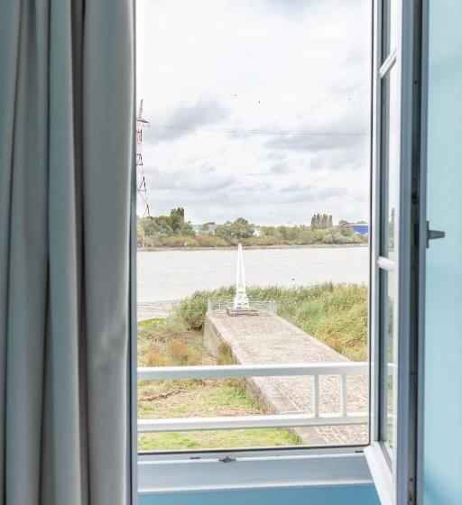 غرفة سوبيريور, L'esplanade