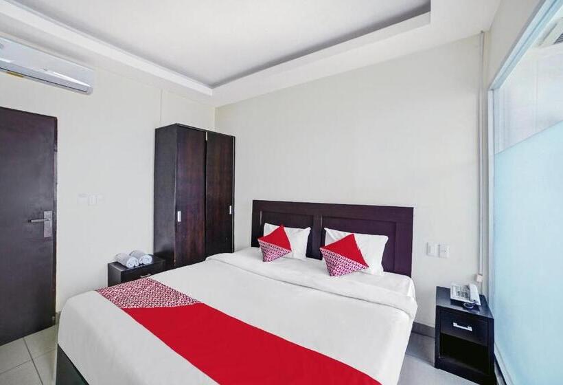 Standard Szoba King Size Bed, Wesly House