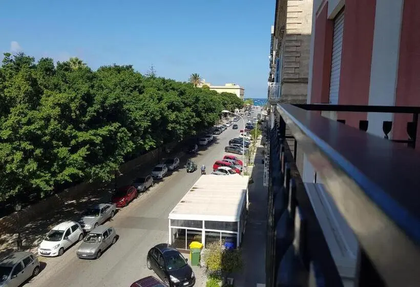 اتاق استاندارد با بالکن, B&b Trapani Mare