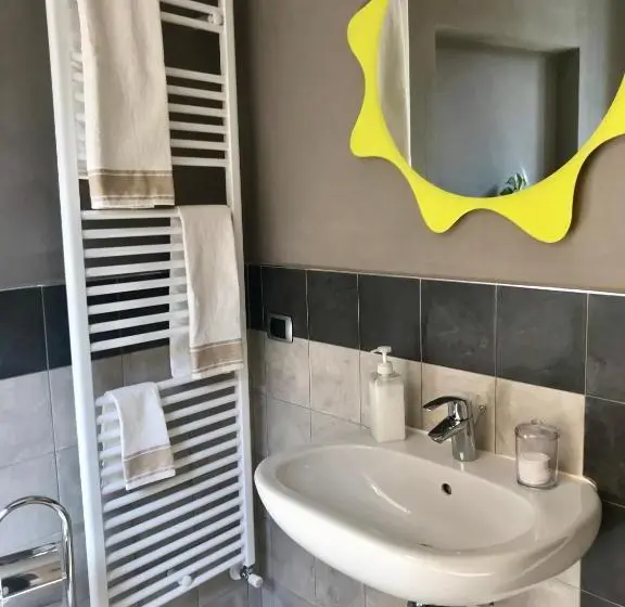 Appartamento 1 Camera da Letto, B&b Villa Rosalinda