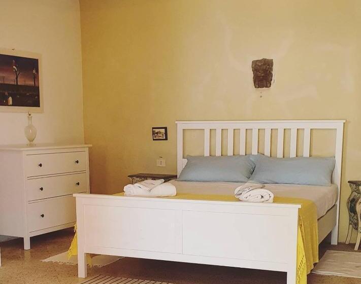 Habitació Estàndard Vista Jardí, Aci Brezza Di Mare