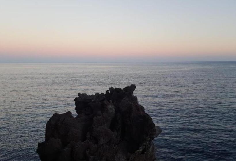 Habitació Estàndard Vista Jardí, Aci Brezza Di Mare