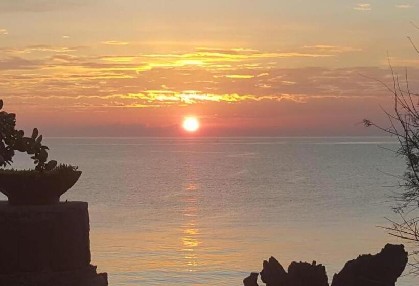 Habitació Estàndard Vista Jardí, Aci Brezza Di Mare