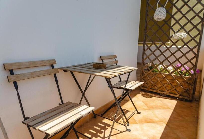 غرفة كومفورت ثلاثية, Casa Di Marco