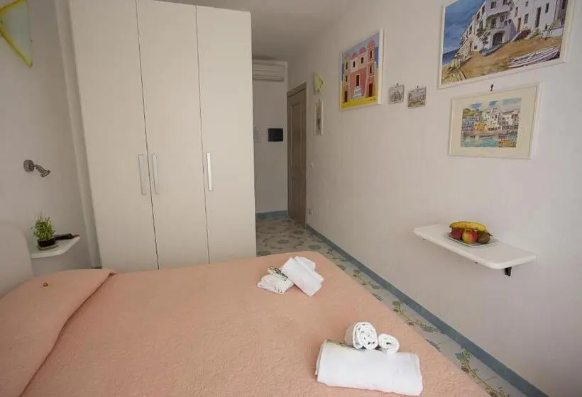 اتاق استاندارد, B&b Celestina Ischia