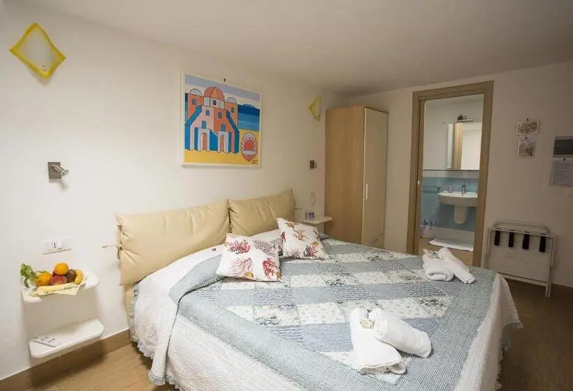 اتاق استاندارد چهار تخته, B&b Celestina Ischia