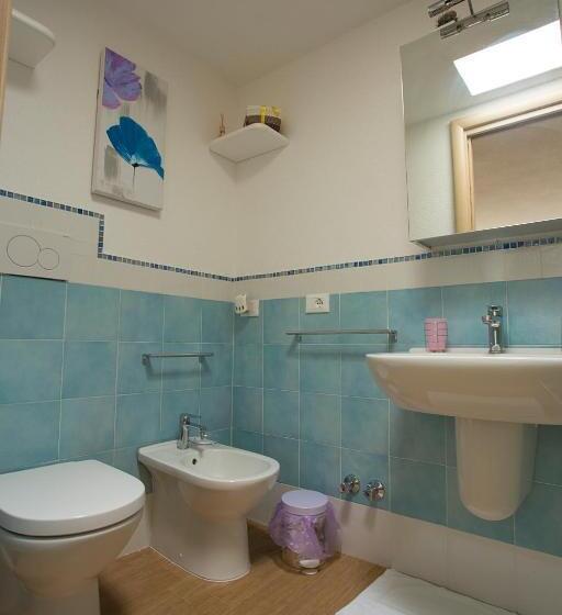 Четырехместный Номер Стандарт, B&b Celestina Ischia