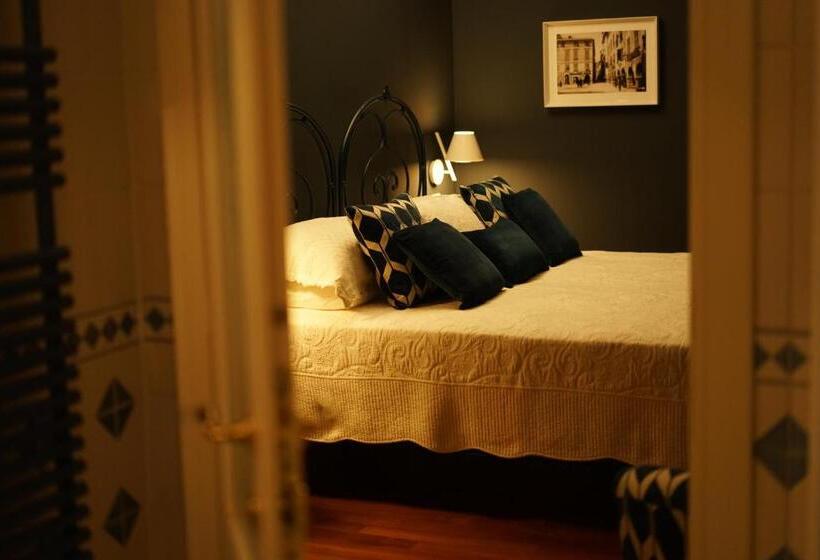 חדק דלוקס עם ג'קוזי, L Americano Luxury Rooms