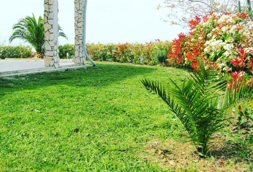 آپارتمان 3 خوابه, La Bella Addormentata