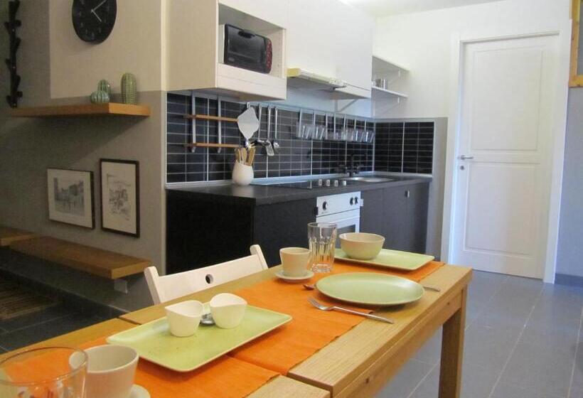 استودیو خانوادگی, B&b Vignalunga
