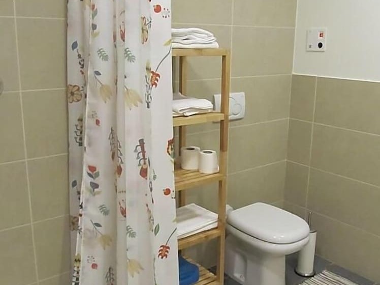 استودیو خانوادگی, B&b Vignalunga