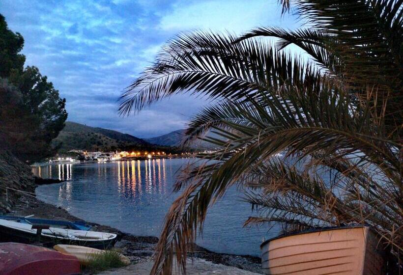 اتاق لوکس با چشمانداز دریا, Villa Edwige B&b