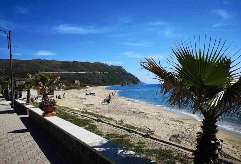 اتاق لوکس با چشمانداز دریا, Villa Edwige B&b