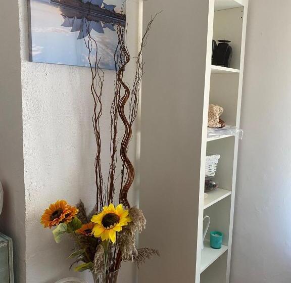 اتاق کلاسیک چهارنفره, Villa Edwige B&b