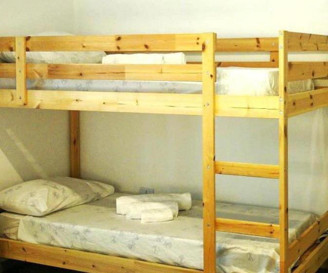 اتاق کلاسیک چهارنفره, Villa Edwige B&b