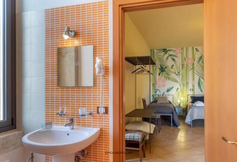 اتاق استاندارد با تخت بزرگ, Villa Rosaria Rooms