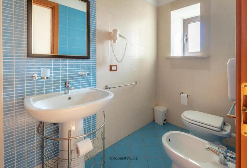 اتاق استاندارد با تخت بزرگ, Villa Rosaria Rooms