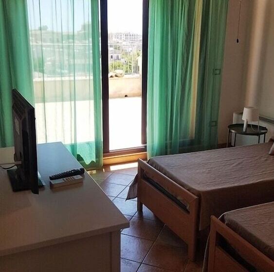 اتاق خانوادگی, Villa Rosaria Rooms