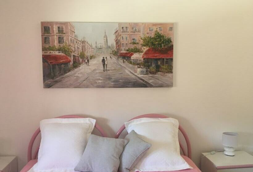 דירת חדר נוף לגינה, Mediterraneo