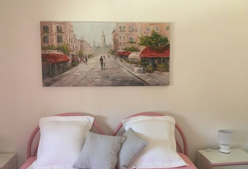 דירת חדר נוף לגינה, Mediterraneo