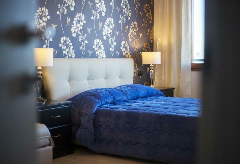 Triple Room Sea View, B & B La Terrazza Sul Mare