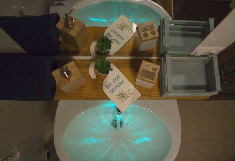 اتاق استاندارد, B&b Oltre L Arco