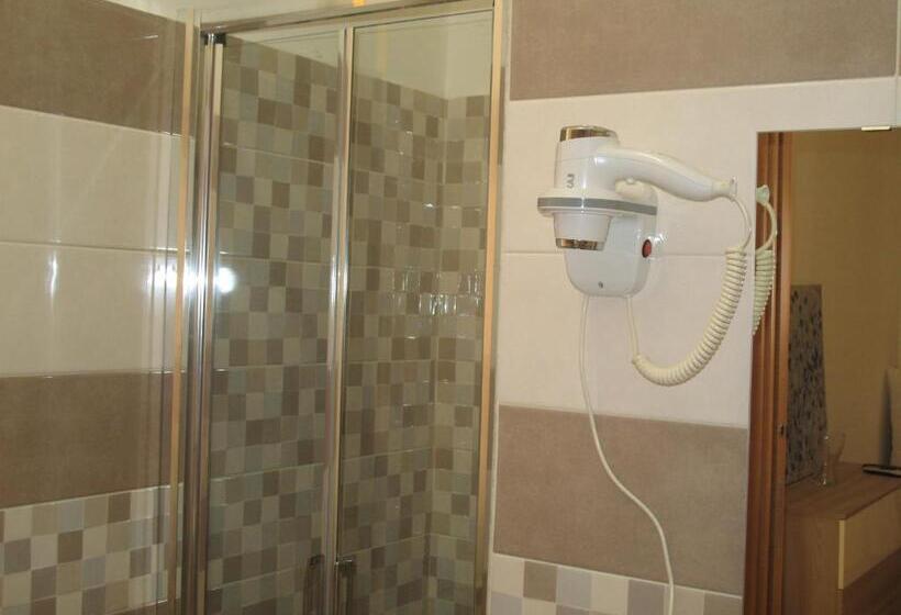 テラス付きスタンダードルーム, B&b Tommaso Fazzello