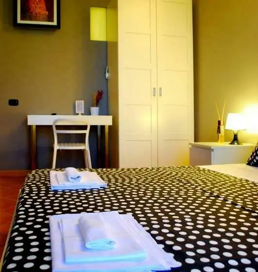 バルコニー付きスタンダードルーム, Bed And Breakfast Charming House