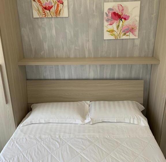 חדר סטנדרט, Gioema