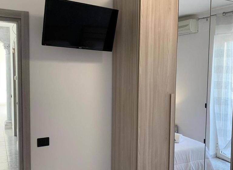 חדר משפחתי, Gioema