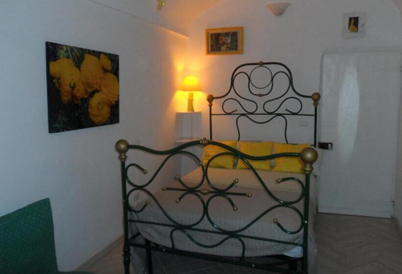 חדר סטנדרט, Palazzo Barli