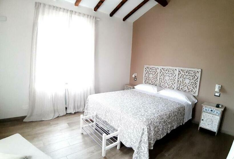 חדר סטנדרט נוף לאגם, Vistalago Versilia