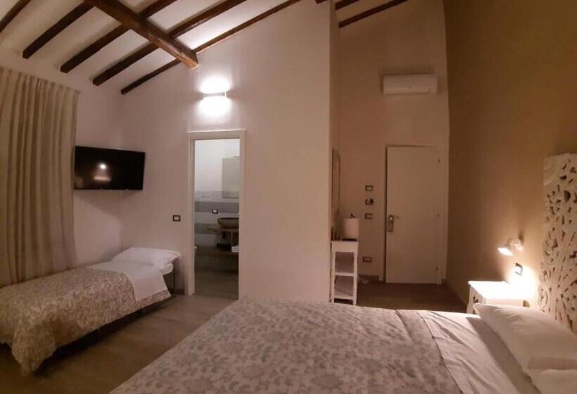 חדר דלוקס, Vistalago Versilia